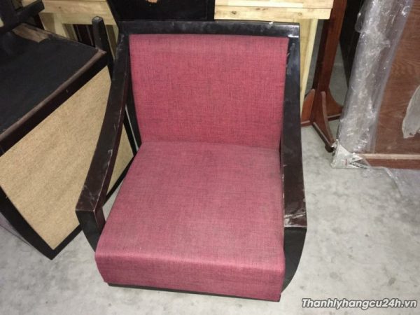 Ghế sofa đơn màu hồng