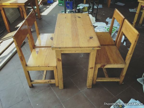 bàn 4 ghế cafe gỗ